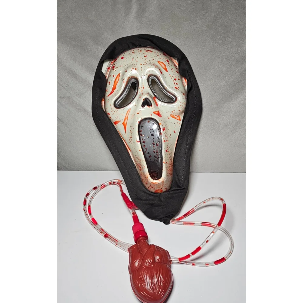 Fun World vintage scream